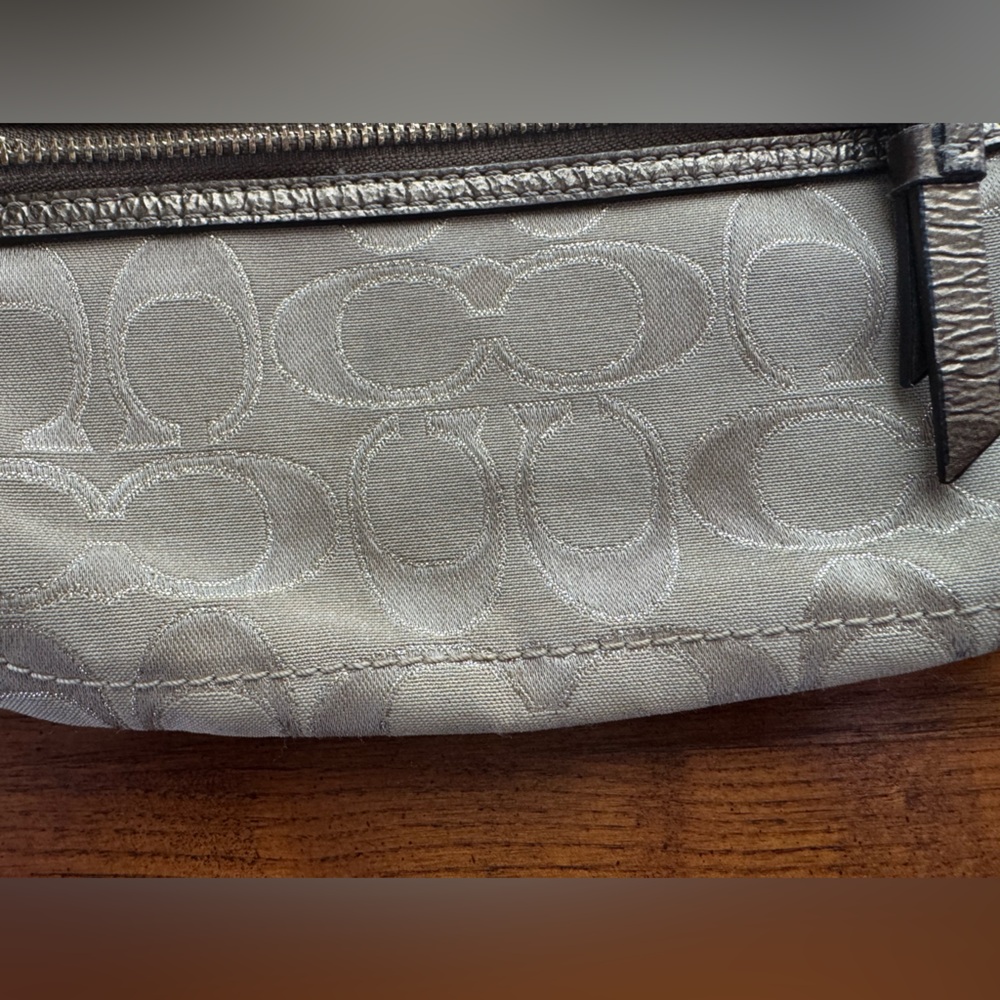 Coach Signature C Canvas W/Gold Metallic Leather Trim Wristlet - Picture 3 of 15